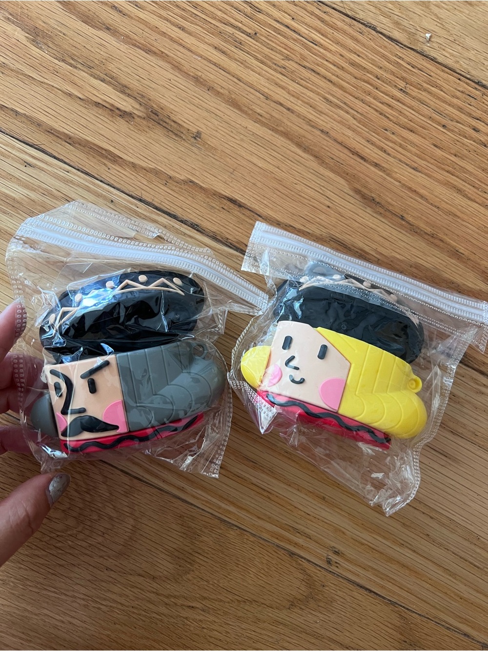 King/Queen couple airpod pro cases